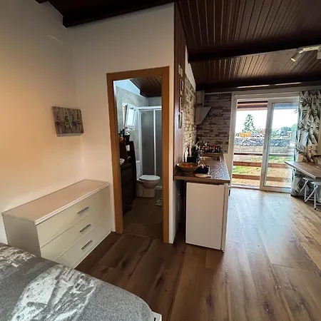 Domek alpejski Small House In The Nature